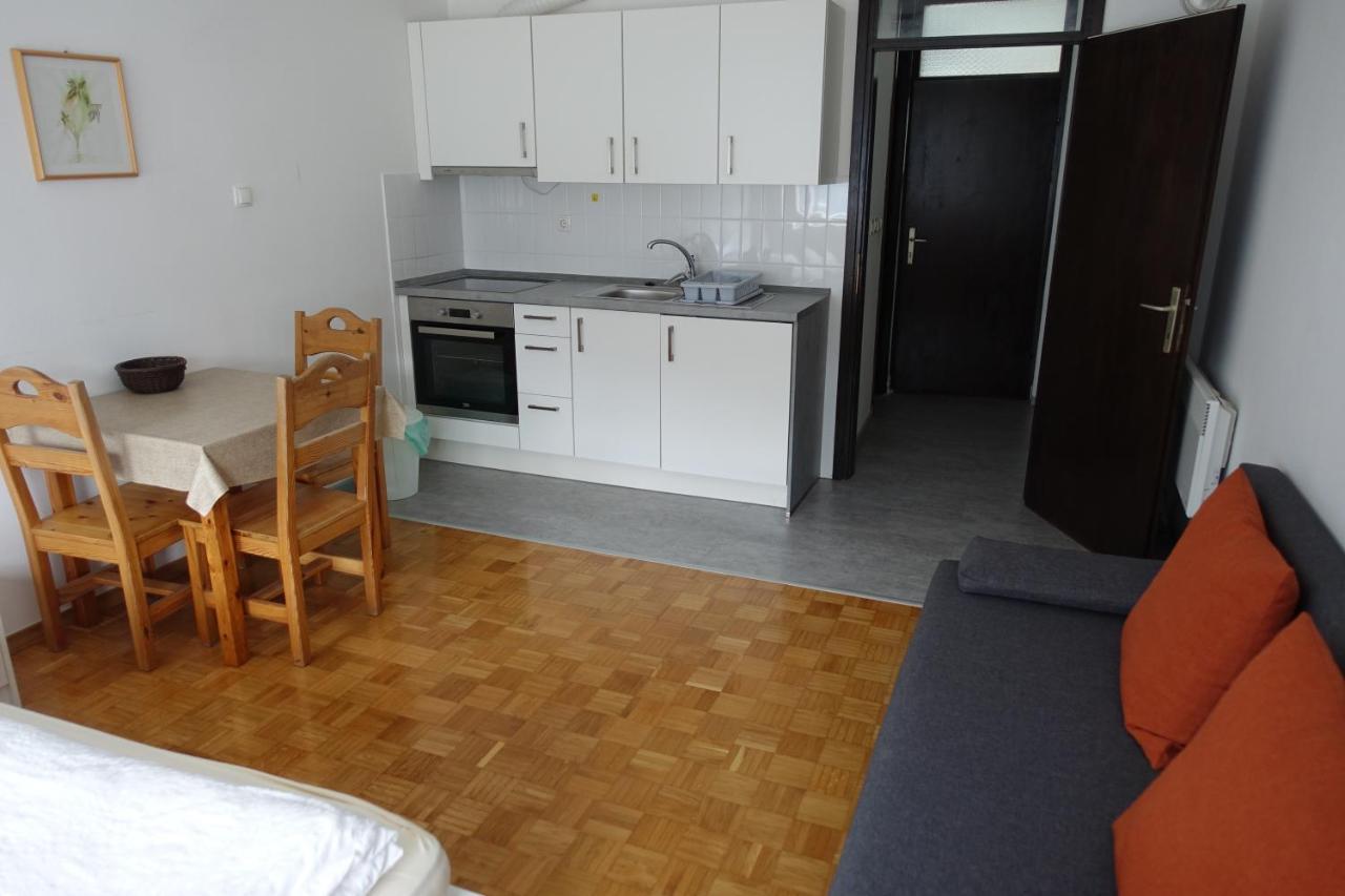 Apartments Kaninska Vas Бовец Экстерьер фото